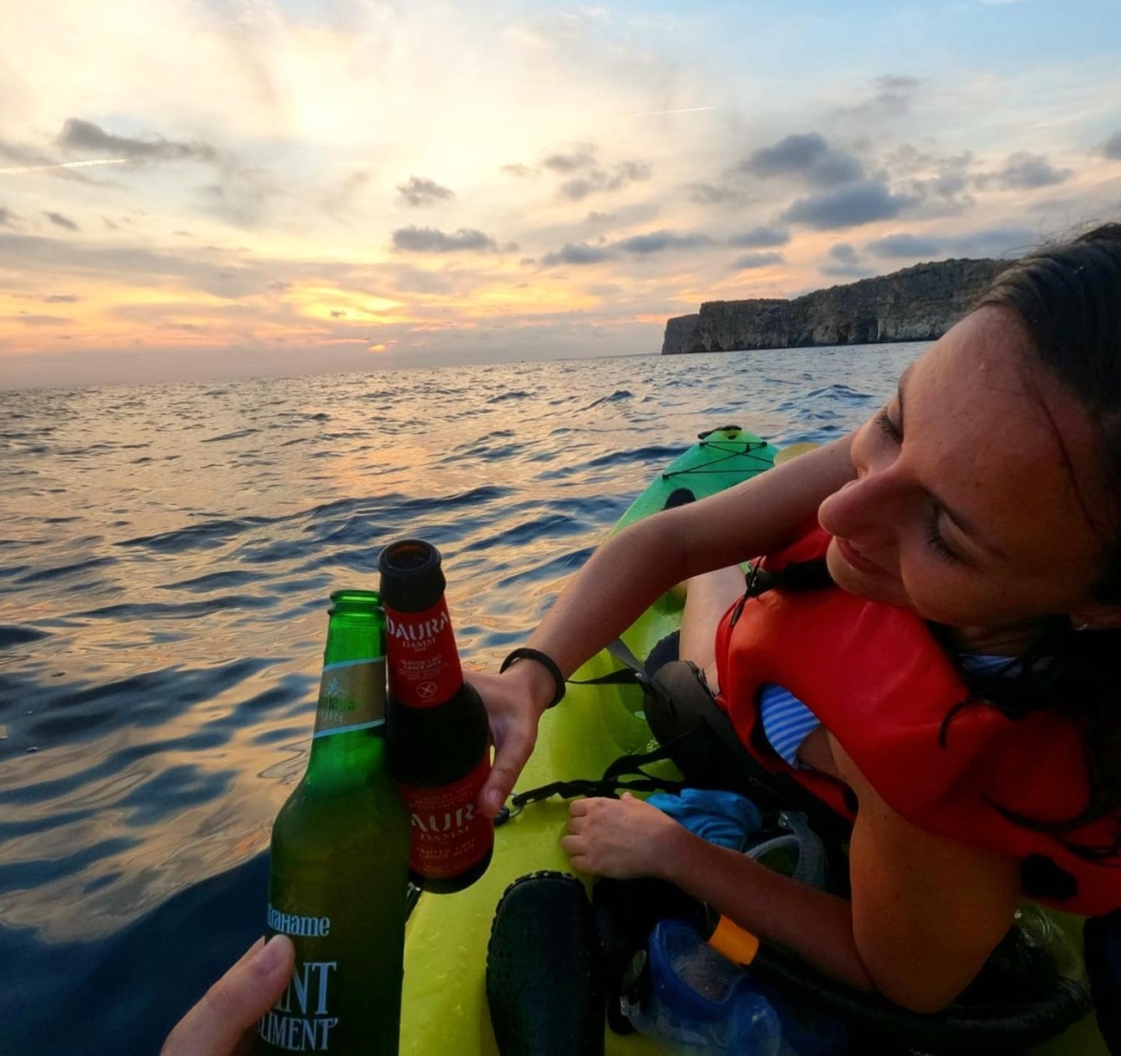 Servicios de turismo en kayak Servicios de turismo en kayak